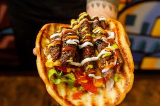 Гирос Бифтеки телешки (400гр)