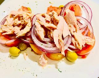 Ensalada de tomate del tiempo