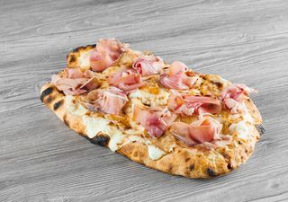 Pizza De Prosciutto