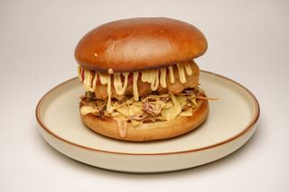 Бургер с хрустящей курочкой