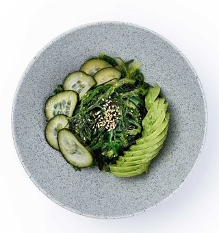 ENSALADA VEGANA GOMA WAKAME