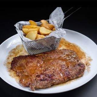 Saltimbocca ala romana si piure de cartofi/250gr/200gr