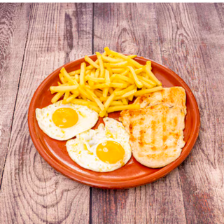 Bifinhos de frango grelhados com ovo