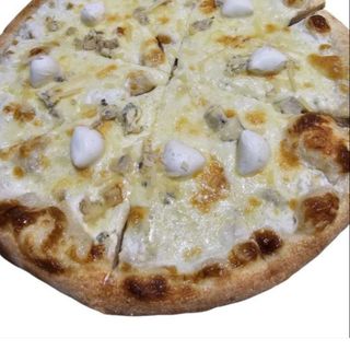 Pizza Quattro formaggi