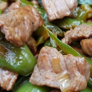 Ternera con pimientos