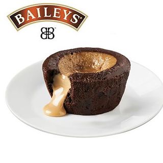 Coulant de Baileys con Helado de Vainilla