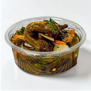 Домашно приготвени люти чушки с моркови