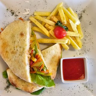 Sendvič sa grilovanim povrćem