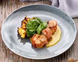 Медальйони зі свинини в беконі (330г)