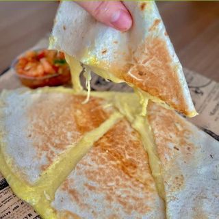 Quesadilla de 3 Quesos