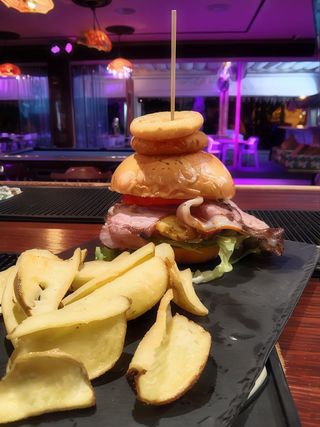 Cheese Y Bacon Burguer