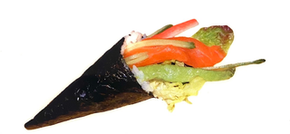 131..Temaki Salmón  (1 Uds.)