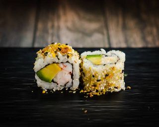 California Furikake Gamba (8 Piezas)