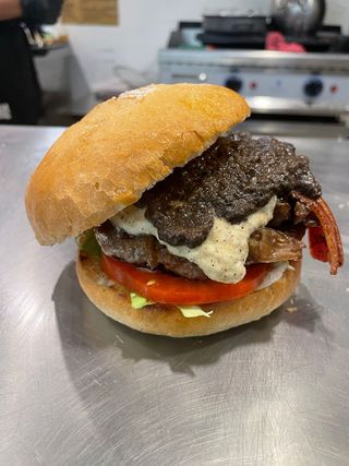 Cacio&pepe tartufato burger