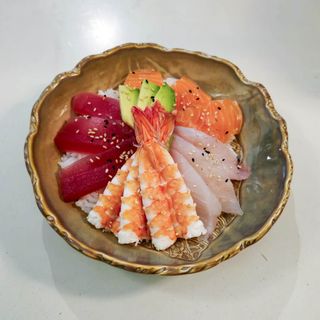 137. Chirashi Mixto