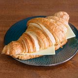 Croissant Queijo - Vegan