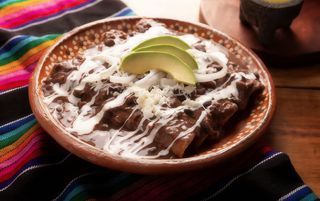 Enfrijoladas (1 ud.)