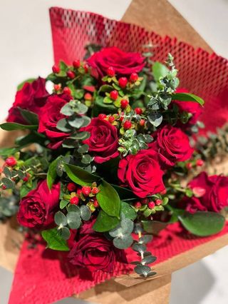 Ramo de Rosas Vermelhas 5 Unidades