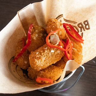 Jalapeño Cheese Poppers