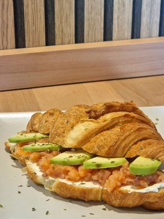 Croissant Con Philadelphia