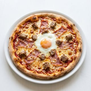 Pizza Americana (30 Cm.)