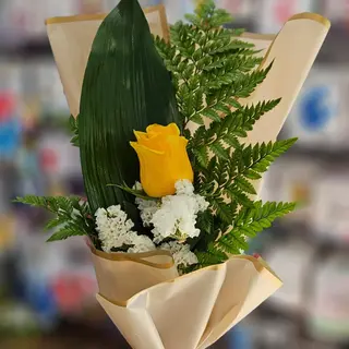 detalhes amarelo
