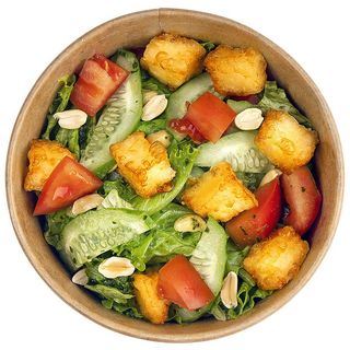 САЛАТ З ХАЛУМІ І ПЕСТО