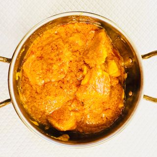 27. Butter chicken - pollo al burro