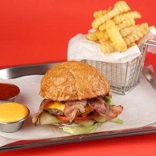 ბეკონის ბურგერის კომბო