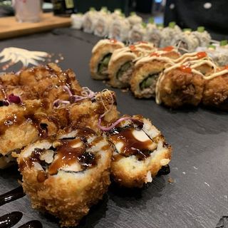 CHICKEN CRUNCHY ROLL 4p