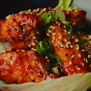 5. Alitas Con Salsa FU (6 Uds.)