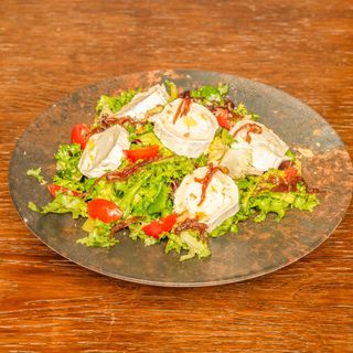 Ensalada Queso De Cabra