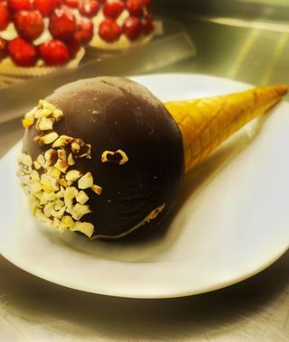 Cono da passeggio nocciola