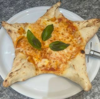 Pizza Estrella