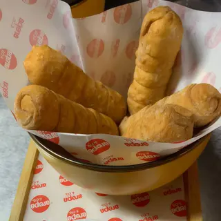 TEQUEÑOS DE QUESO (5uds)