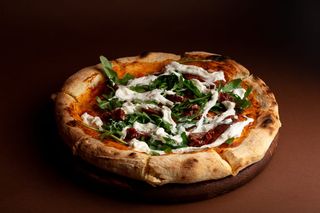 Пицца "Стратчателла" с вялеными томатами 35 см