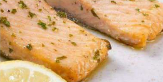 Trancio di salmone con verdure