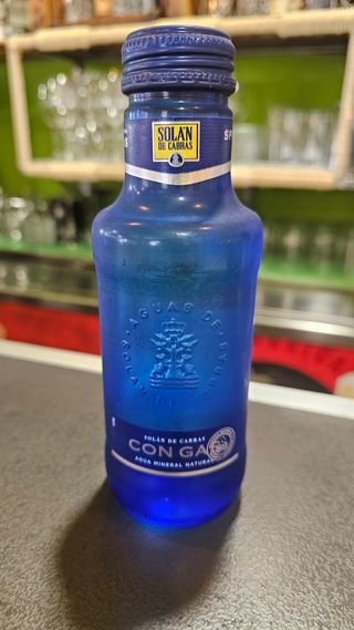 Agua con Gas Solan de Cabras 