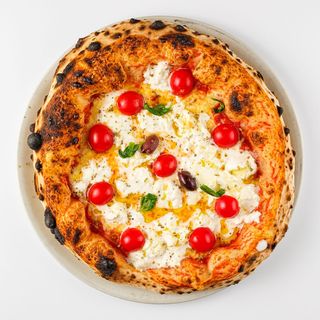 Pizza Caprese