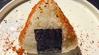 Onigiri spicy chicken 2 pezzi