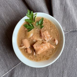 Gulasz wieprzowy z cebulą