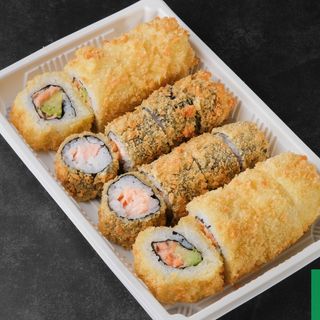 Salmon crunchy Hot Roll (4p)