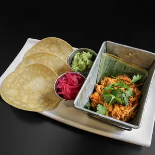 Tacos de cochinita pibil