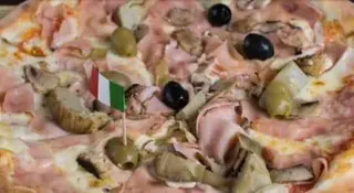 White delight pizza