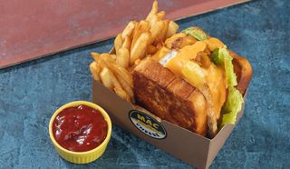 მაკ ომლეტ ბურგერი