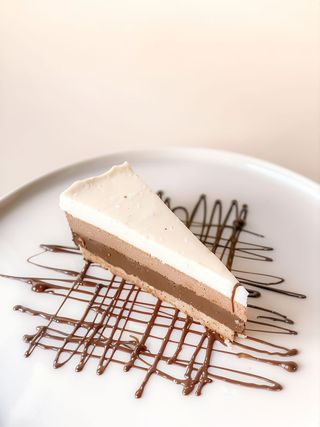 Pastel De 3 Chocolates Con Galleta