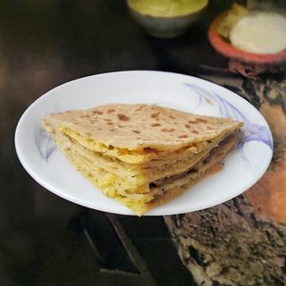 Stuffed parantha with potatoes