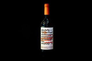 MES QUE PARAULES NEGRE