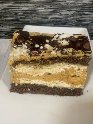 სნიკერსი