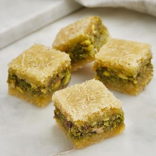 Բալորիե պիստակով